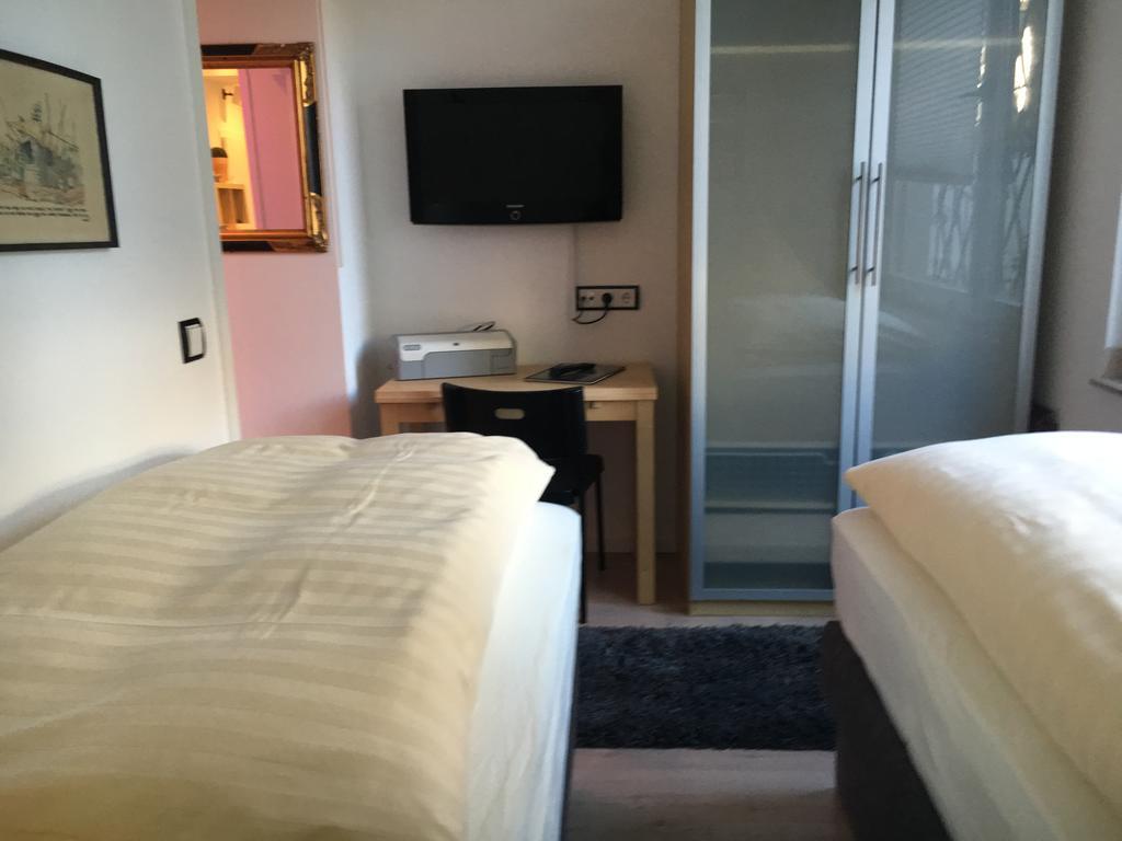 Messe Oberkassel Apartment *