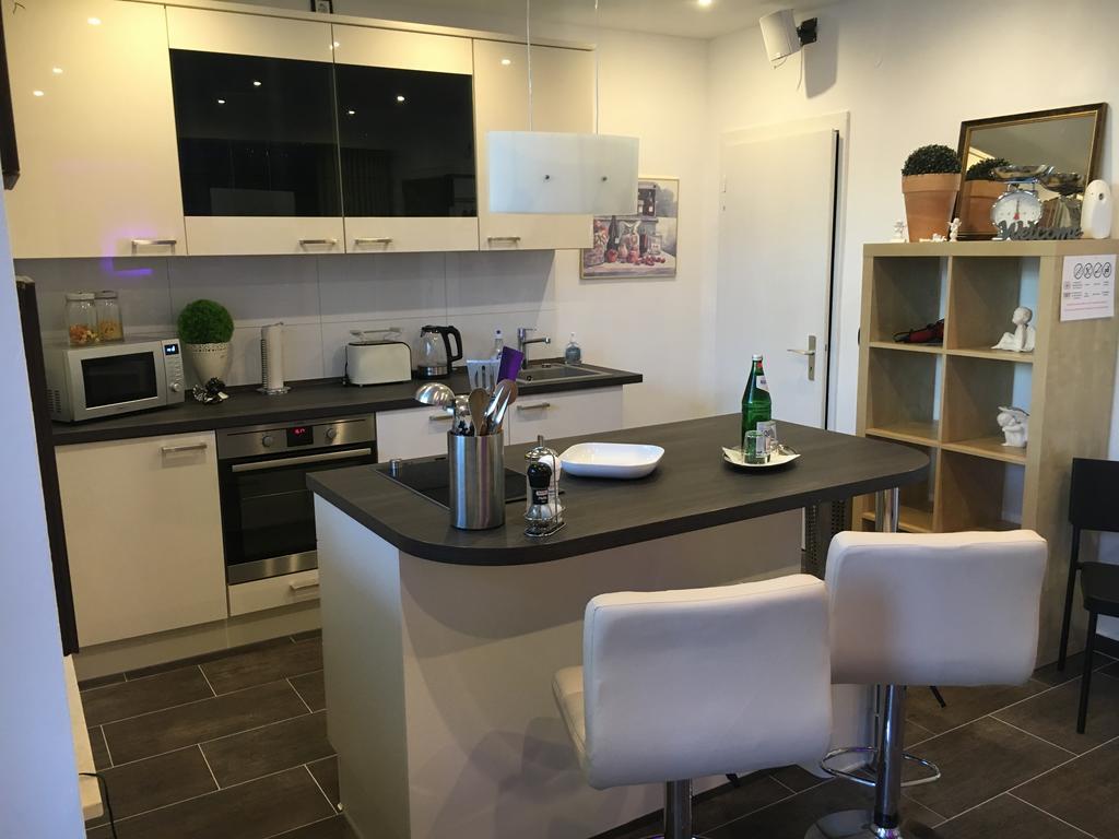 Messe Oberkassel * Dusseldorf